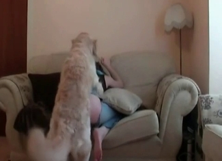 Sexy model is getting warped and fucking by animals