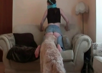 Sexy model is getting warped and fucking by animals